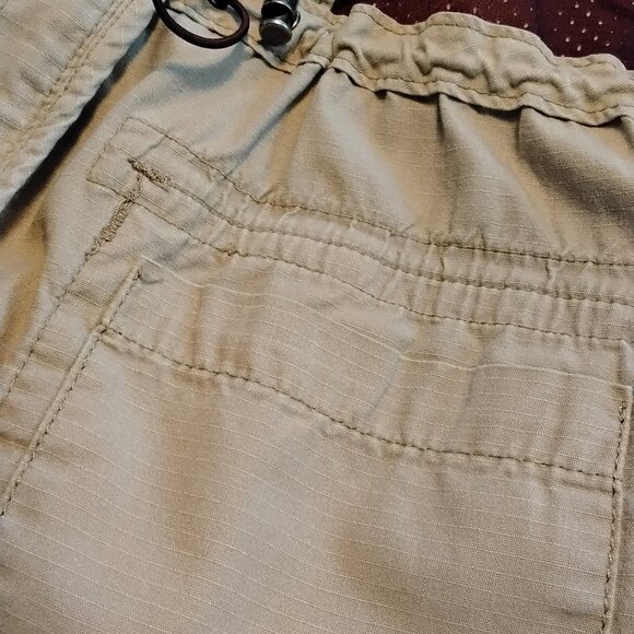 CARHARTT LIGHT TAN/ KHAKI HOODED UTILITY JACKET WOMEN'S SZ MED. - Picture 8 of 16